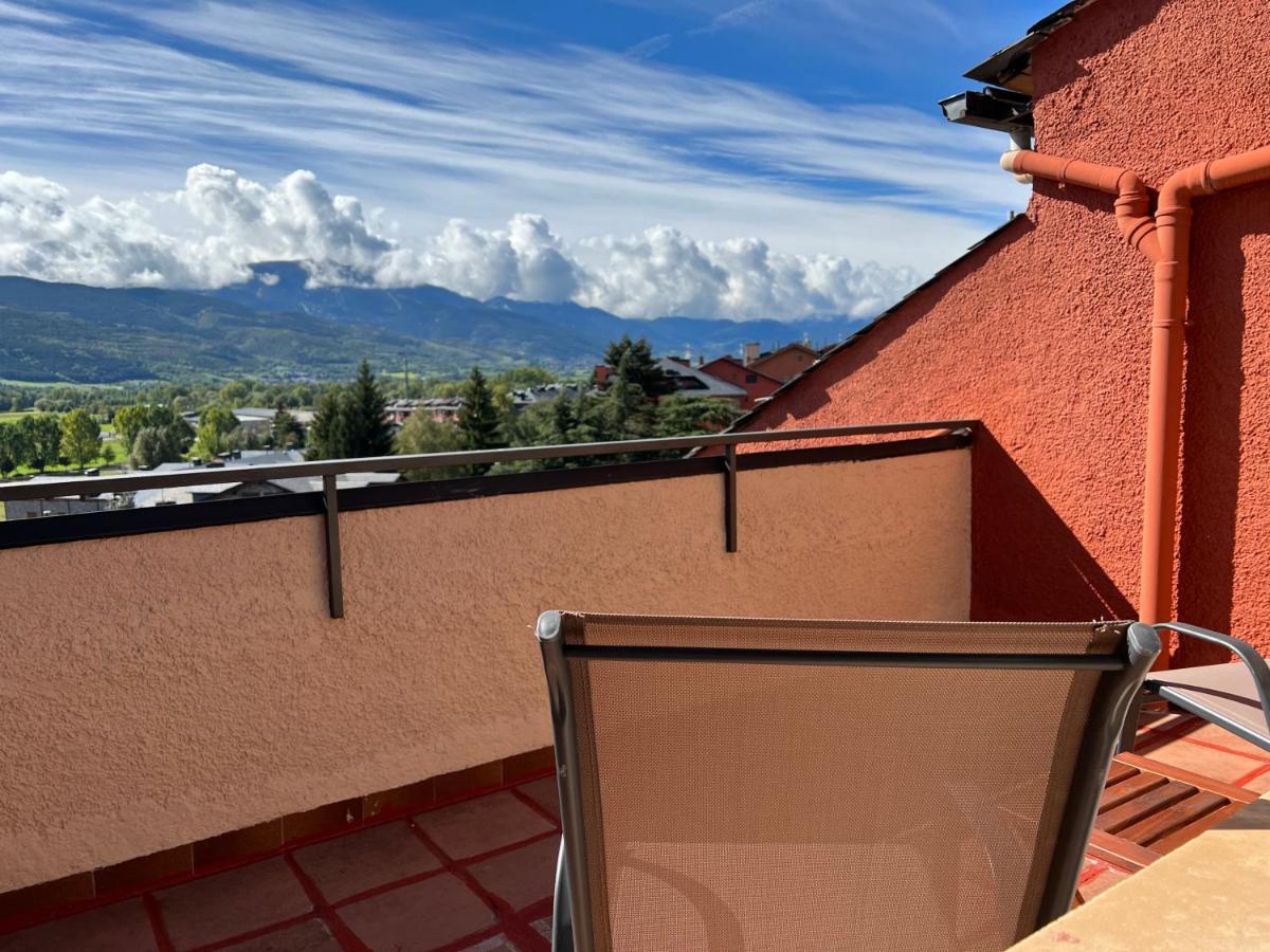 Апартаменты Piso Puigcerda Vistas Y Piscina Экстерьер фото